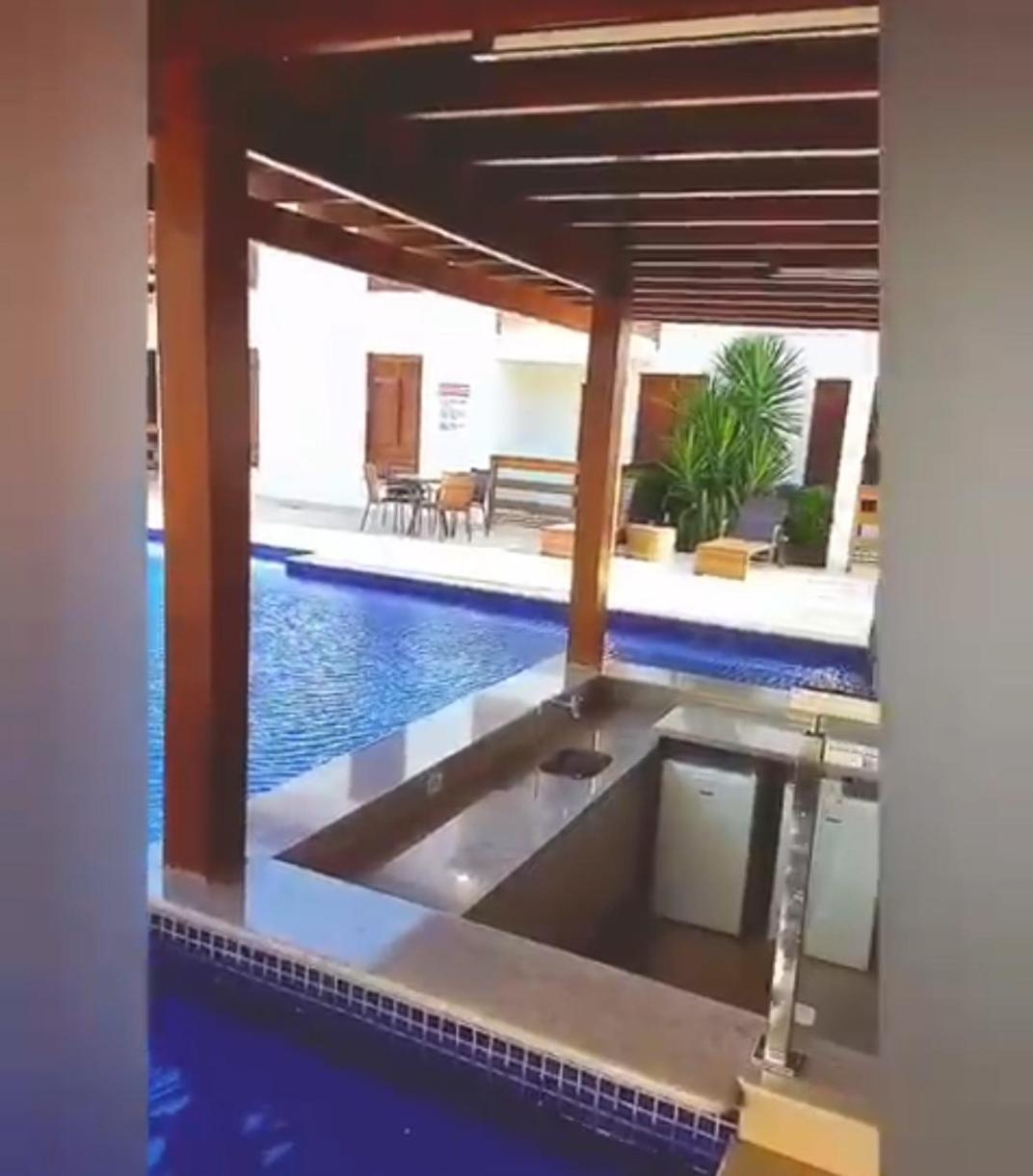 Encantos De Itaperapua 3*